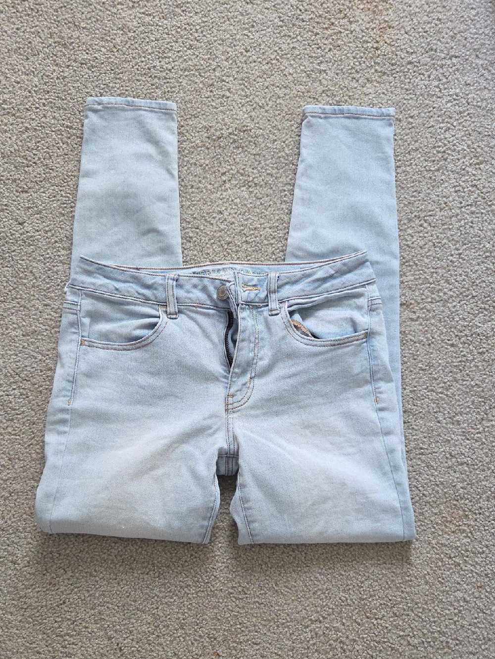 American Eagle Outfitters Light Blue Skinny Jeans
